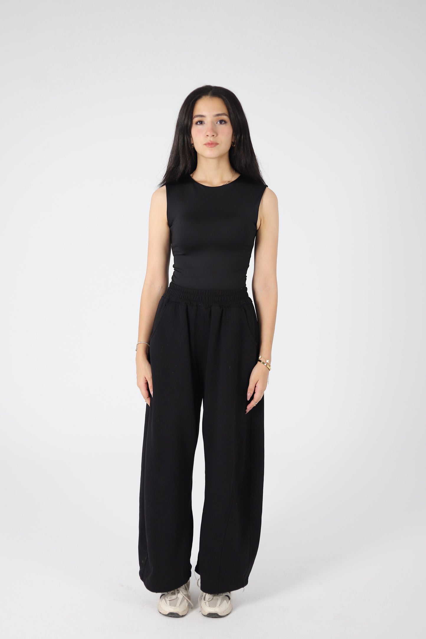 TANK TOP ROUND NECK