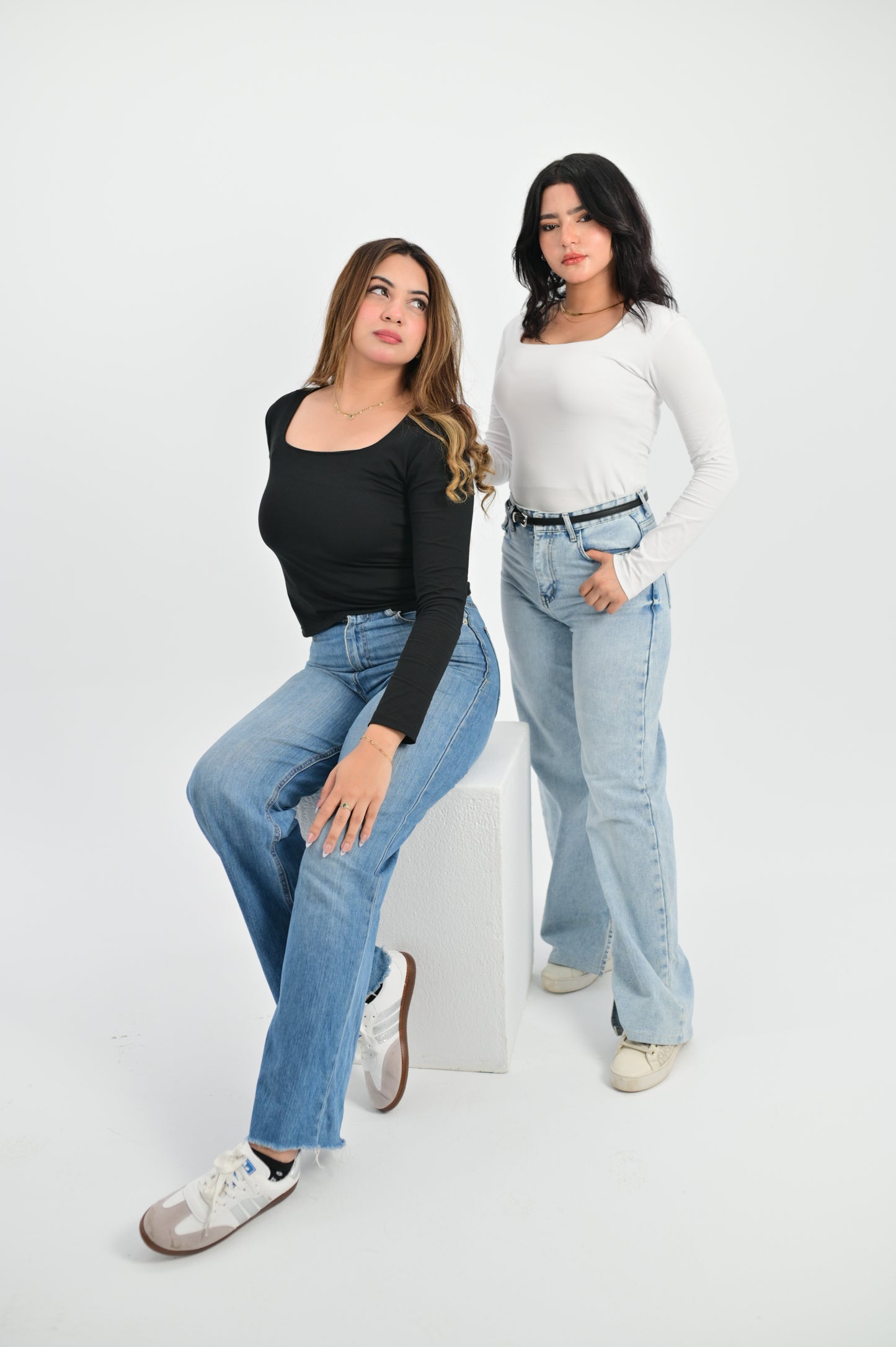 SQUARE NECK LONG SLEEVE