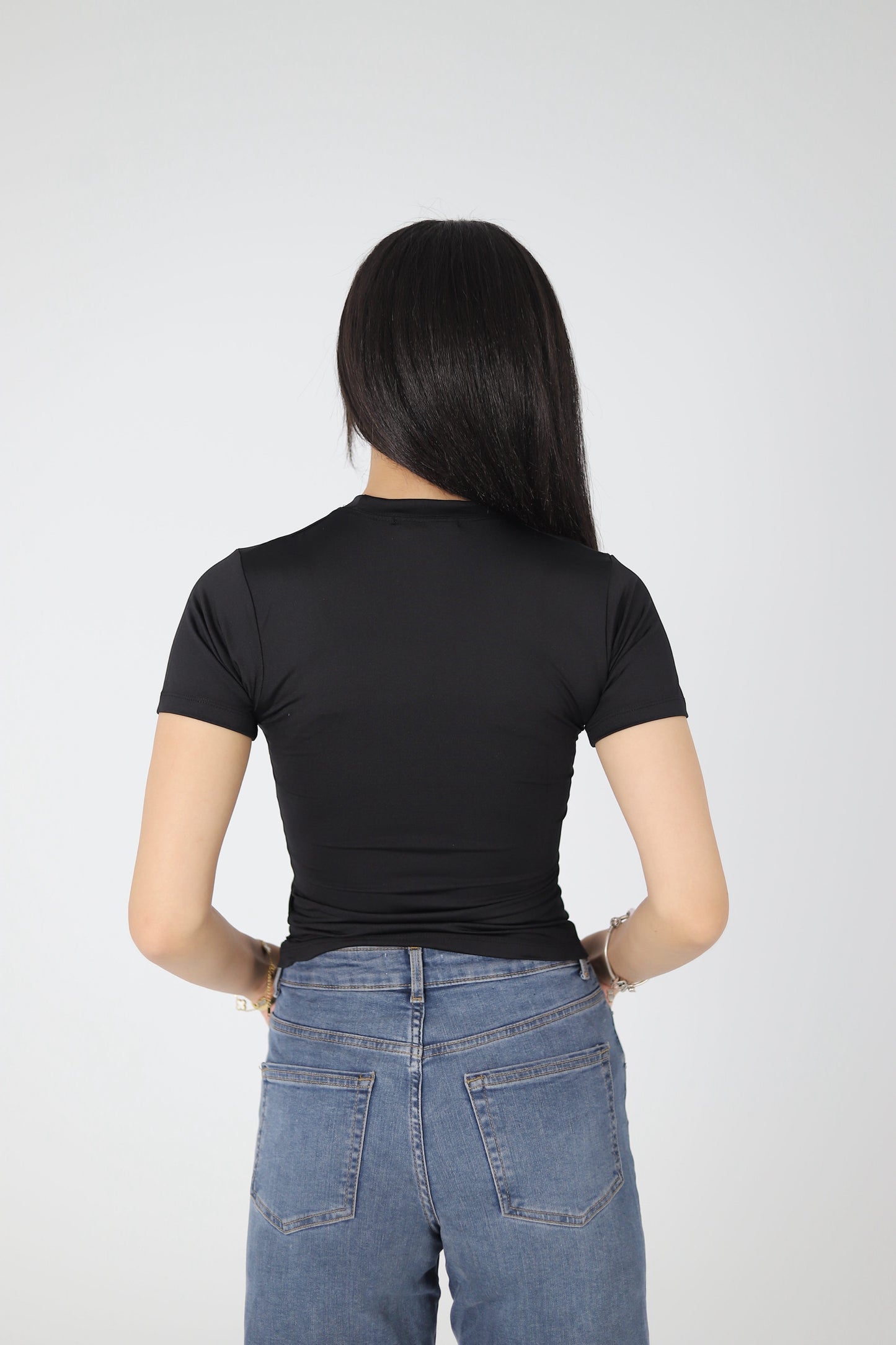 ROUND NECK SHORT SLEEVE