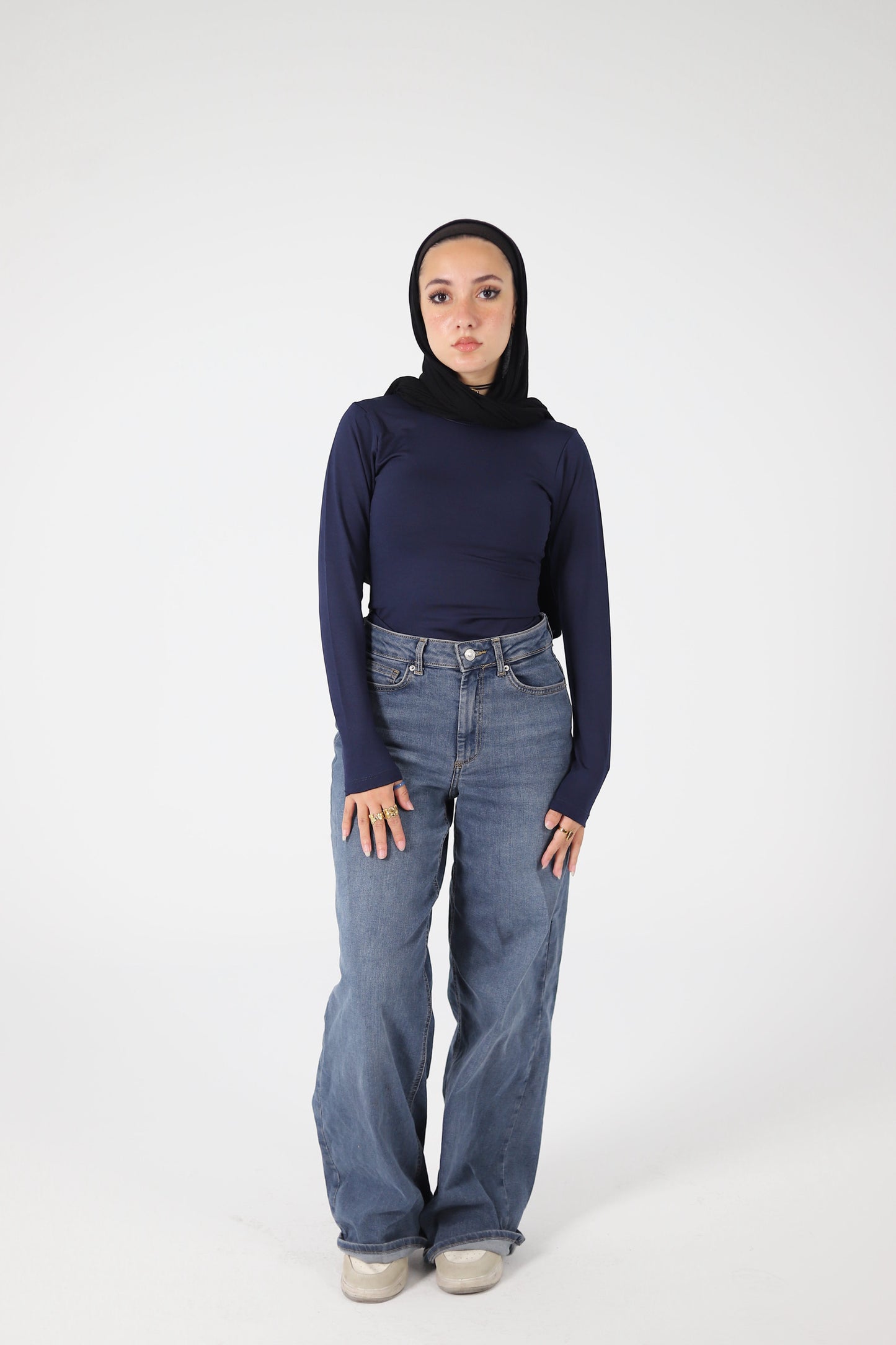 ROUND NECK LONG SLEEVE